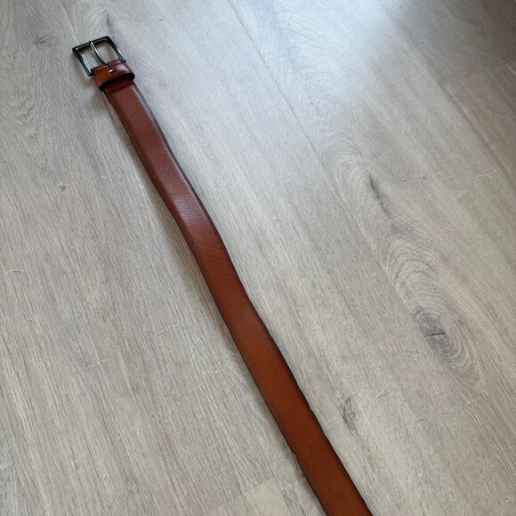 TOMMY HILFIGER brown belt 34-36 excellent condition - Picture 1 of 8